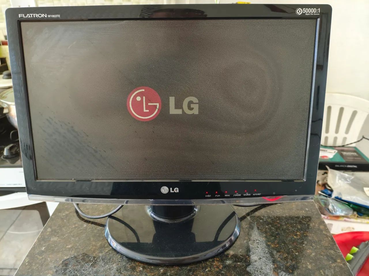 Monitor LG 19"
