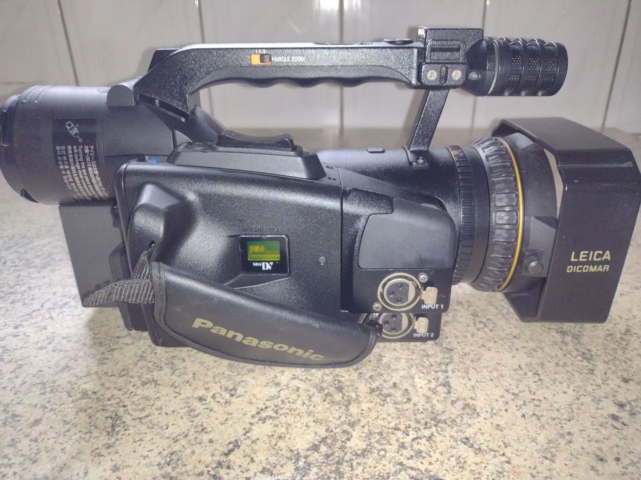 Filmadora Panasonic ag-DVX100B - Foto 2