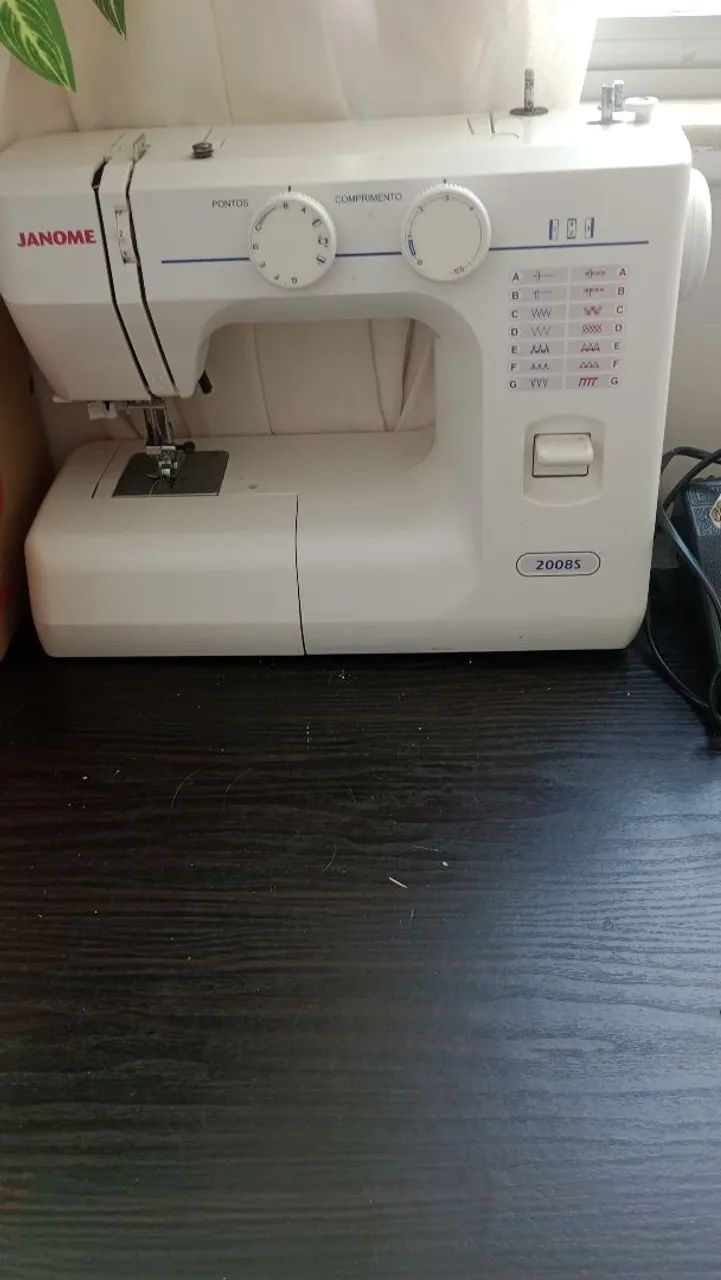 Máquina de costura  - Foto 2