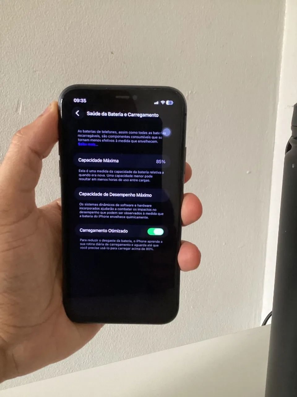 iPhone 11 128 GB - Conservado (Bateria 85%) - Foto 2