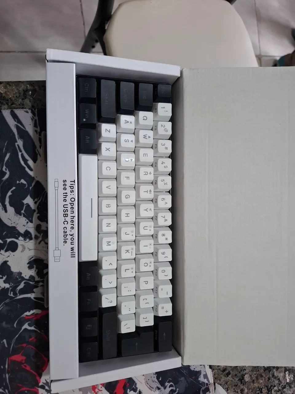 Teclado 60% mecânico 