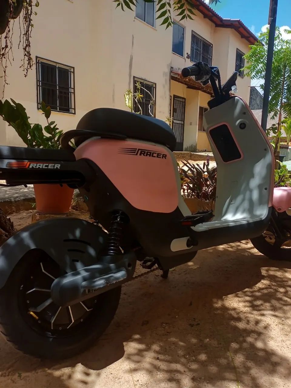 Scooter elétrica 5 meses de uso  - Foto 3