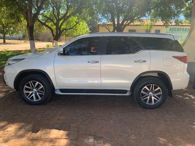 Toyota Hilux 2016