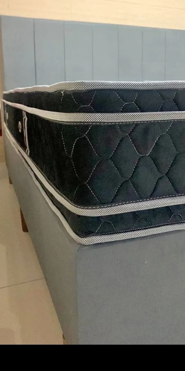Conjunto Queen mola ensacada com 28cm + base e cabeceira 
