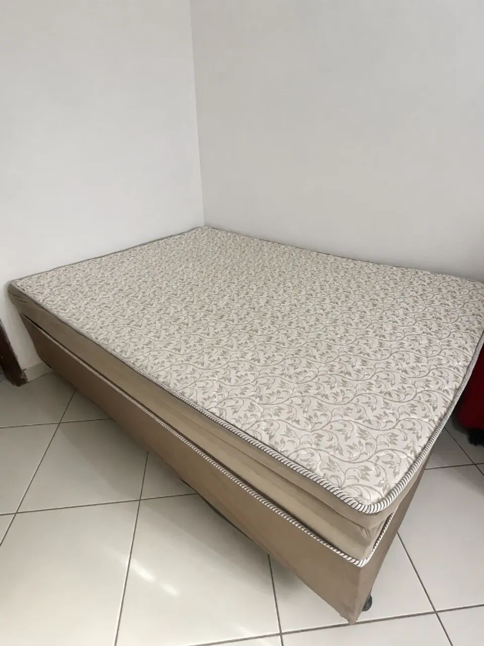 Cama Box 