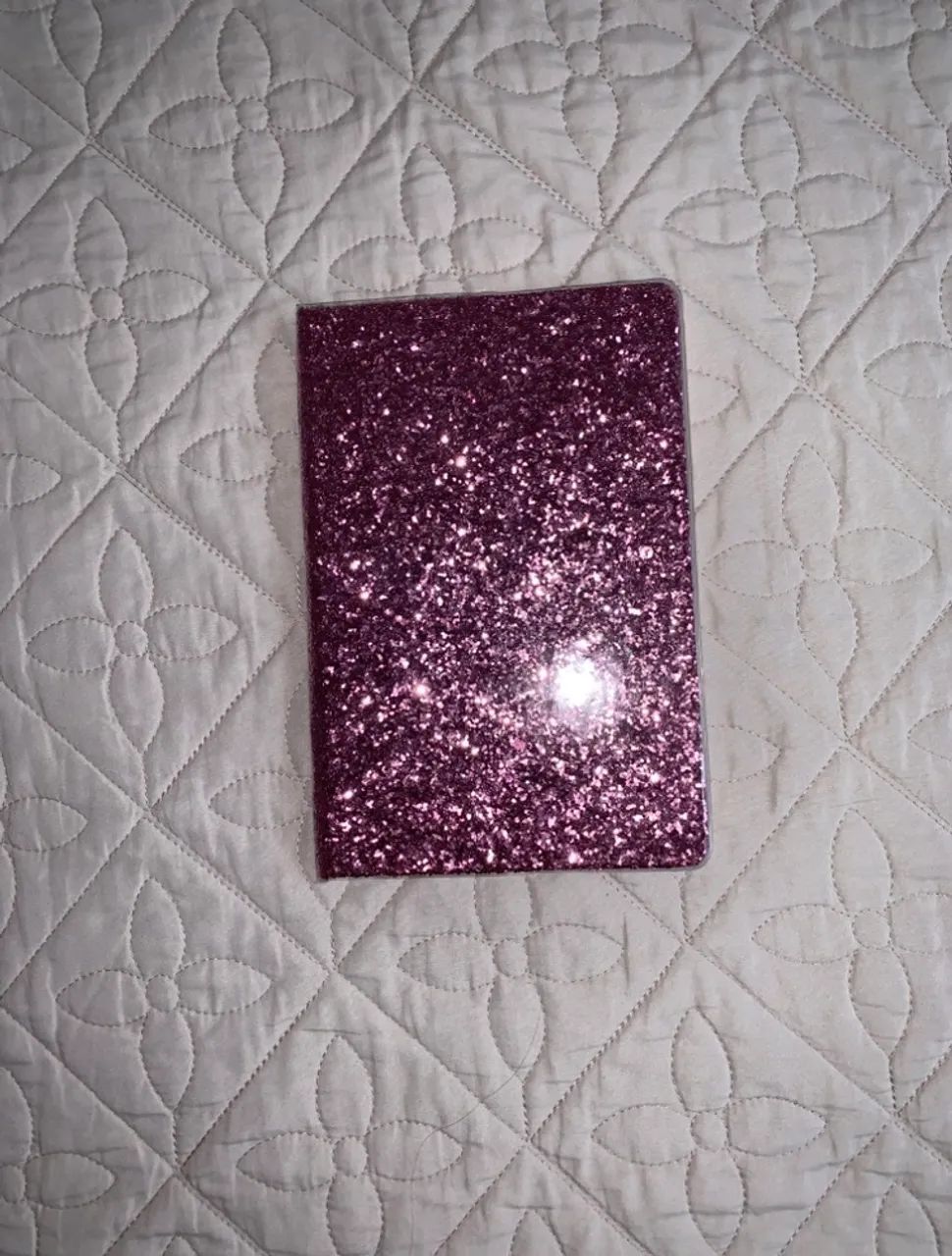 Caderno de glitter pautado sem espiral