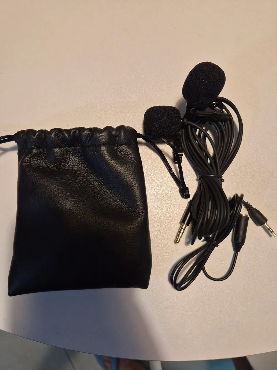 Microfone de lapela com fio para celular 