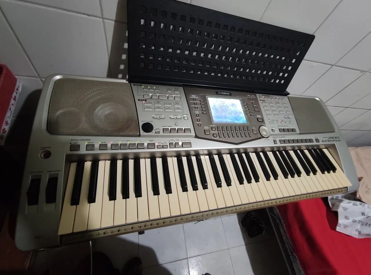 Teclado Yamaha PSR2100 - Foto 3