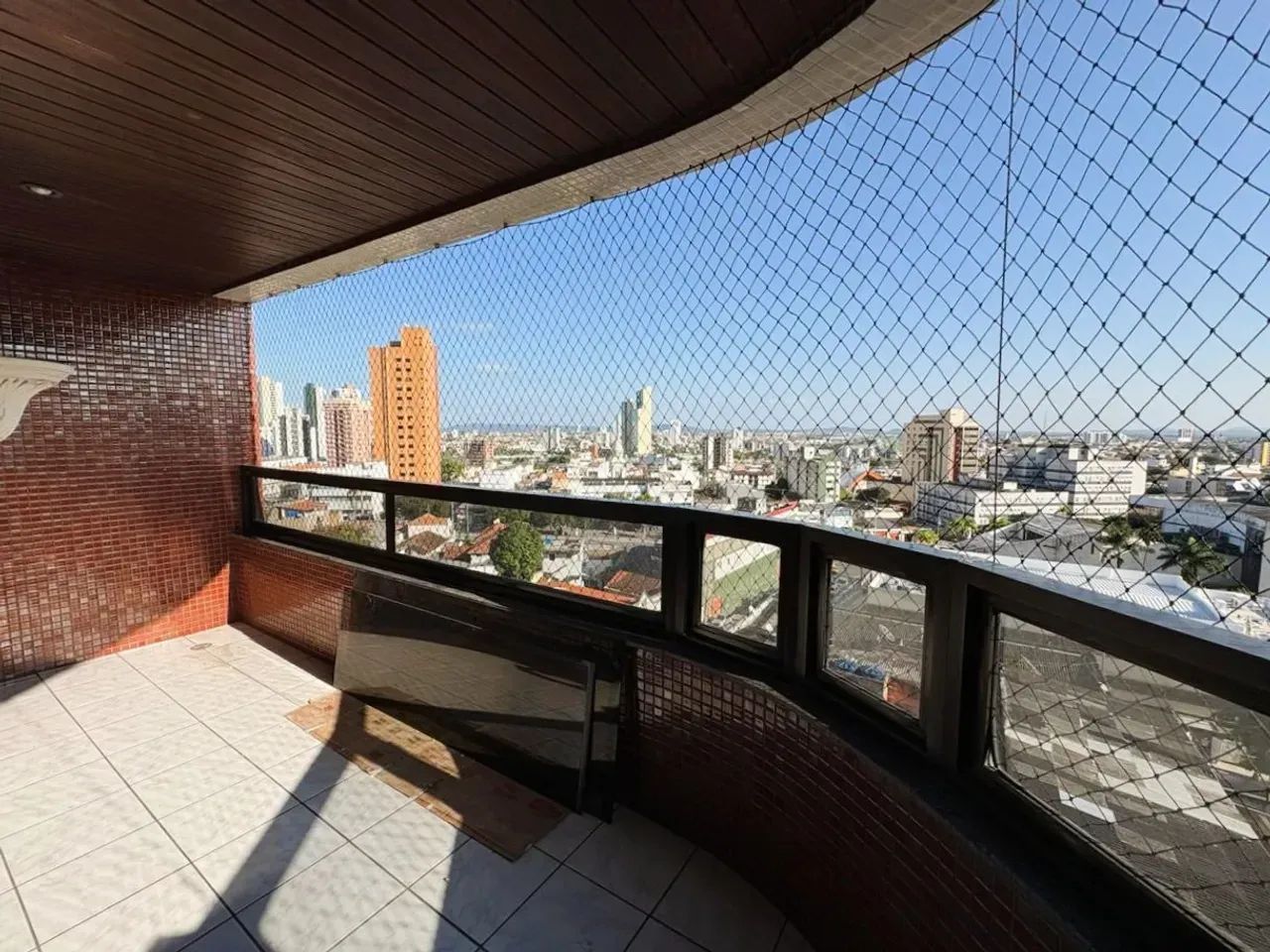 Apartamento no Centro com 178 m² !!! - Foto 2