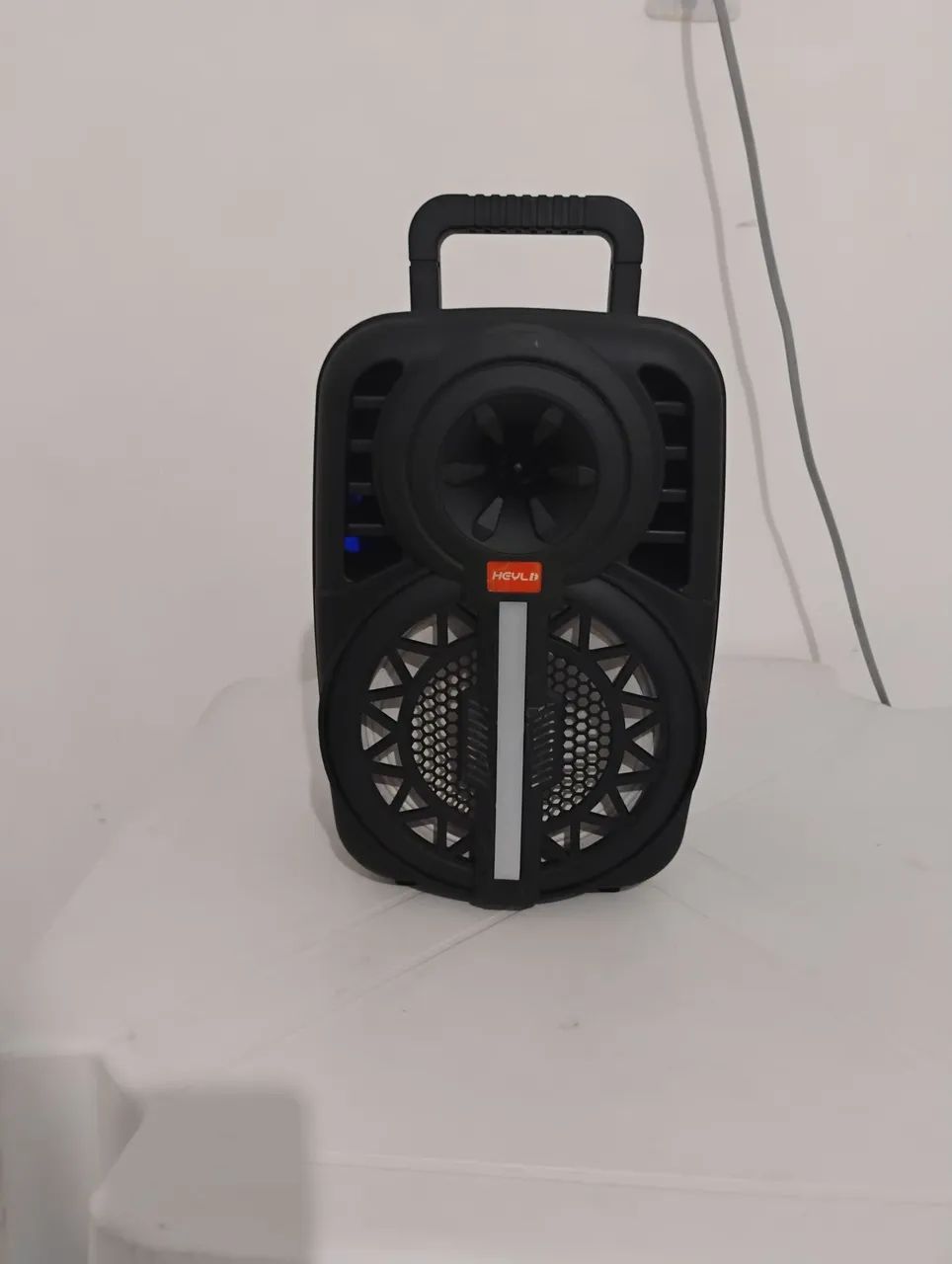 Caixa de som Bluetooth toda top!