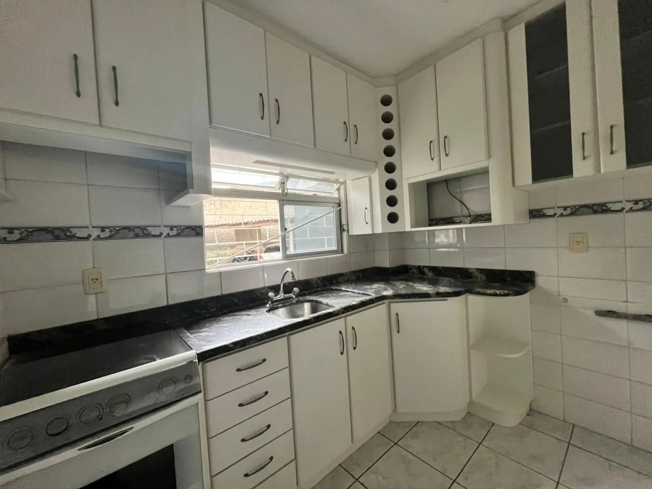 ? APARTAMENTO PARA ALUGAR - SEMIMOBILIADO - Foto 3