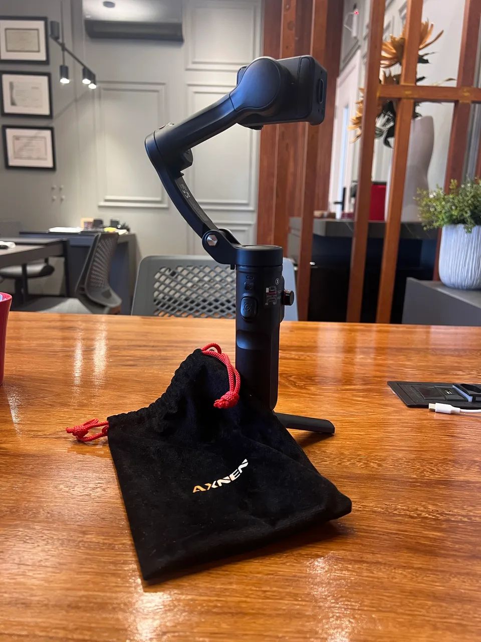 Gimbal Estabilizador de celular  - Foto 3