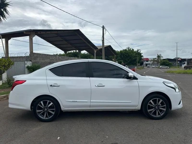 Nissan Versa Unique 1.6 16V Flexstart 4P Aut. 2018 - Foto 9