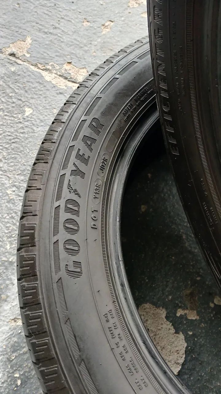 PNEUS 215 55 17 GOODYEAR 