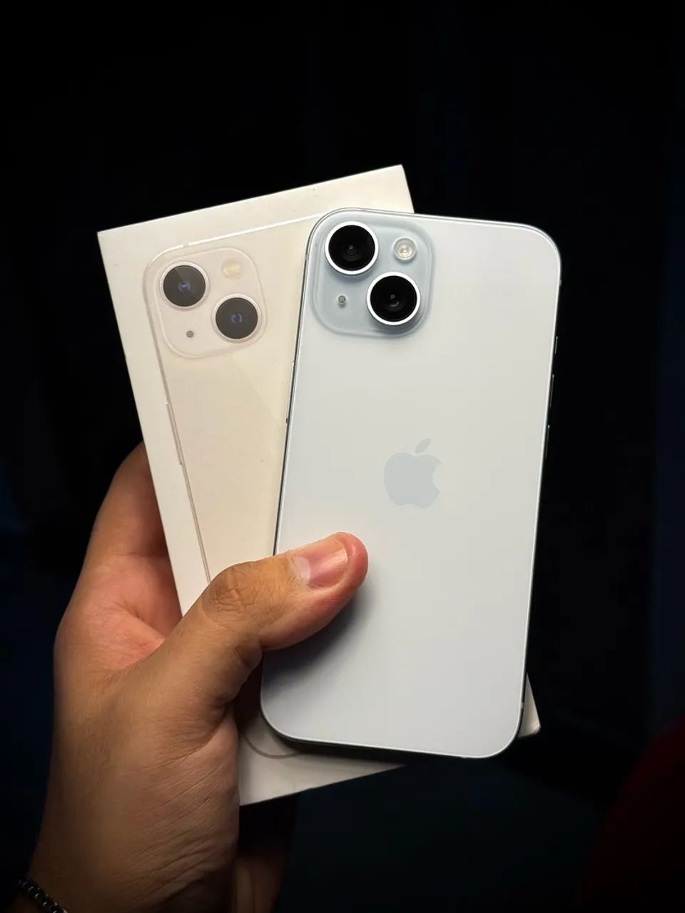 iPhone 15 128GB 
