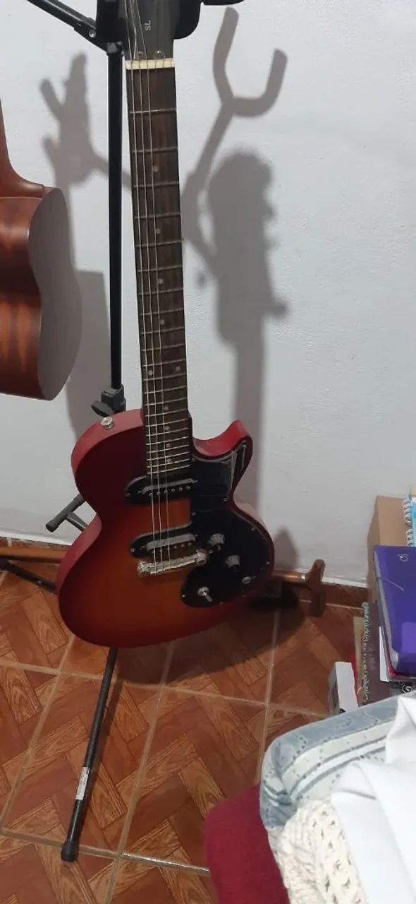 Vendo guitarra Les Paul Epiphone 