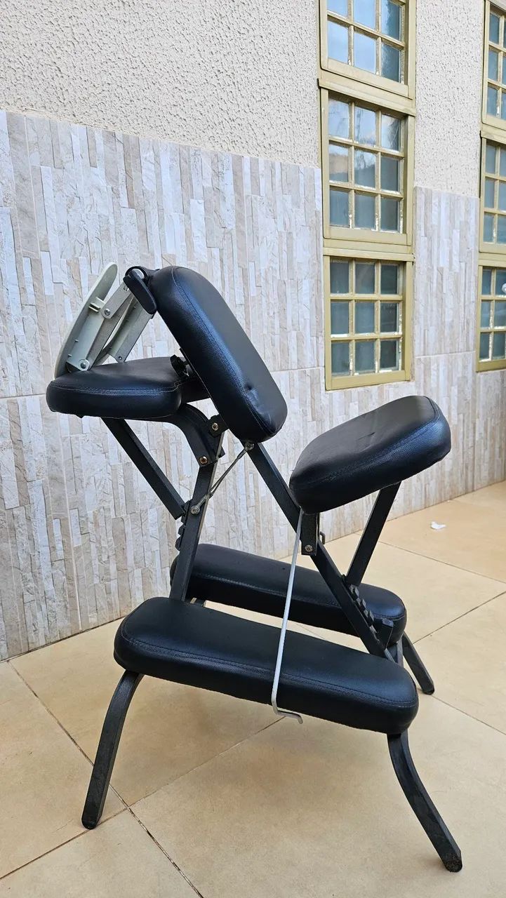 Cadeira de massagem: preta, portátil e dobrável - Foto 2