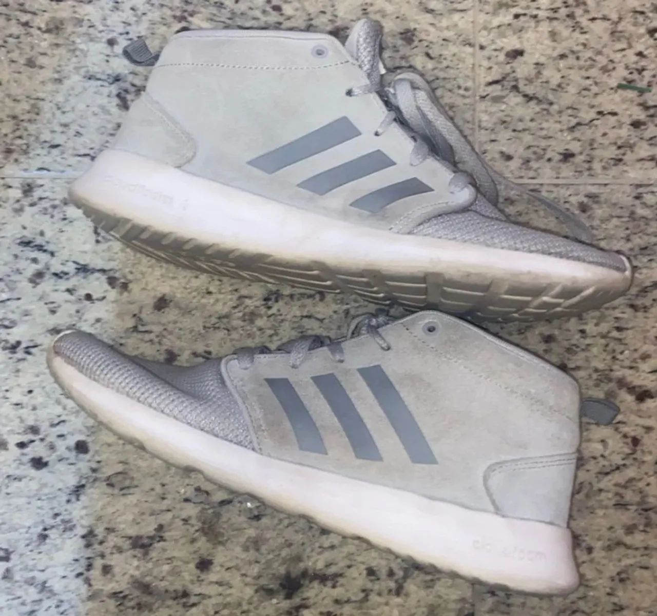 Tênis adidas original cinza - Foto 2