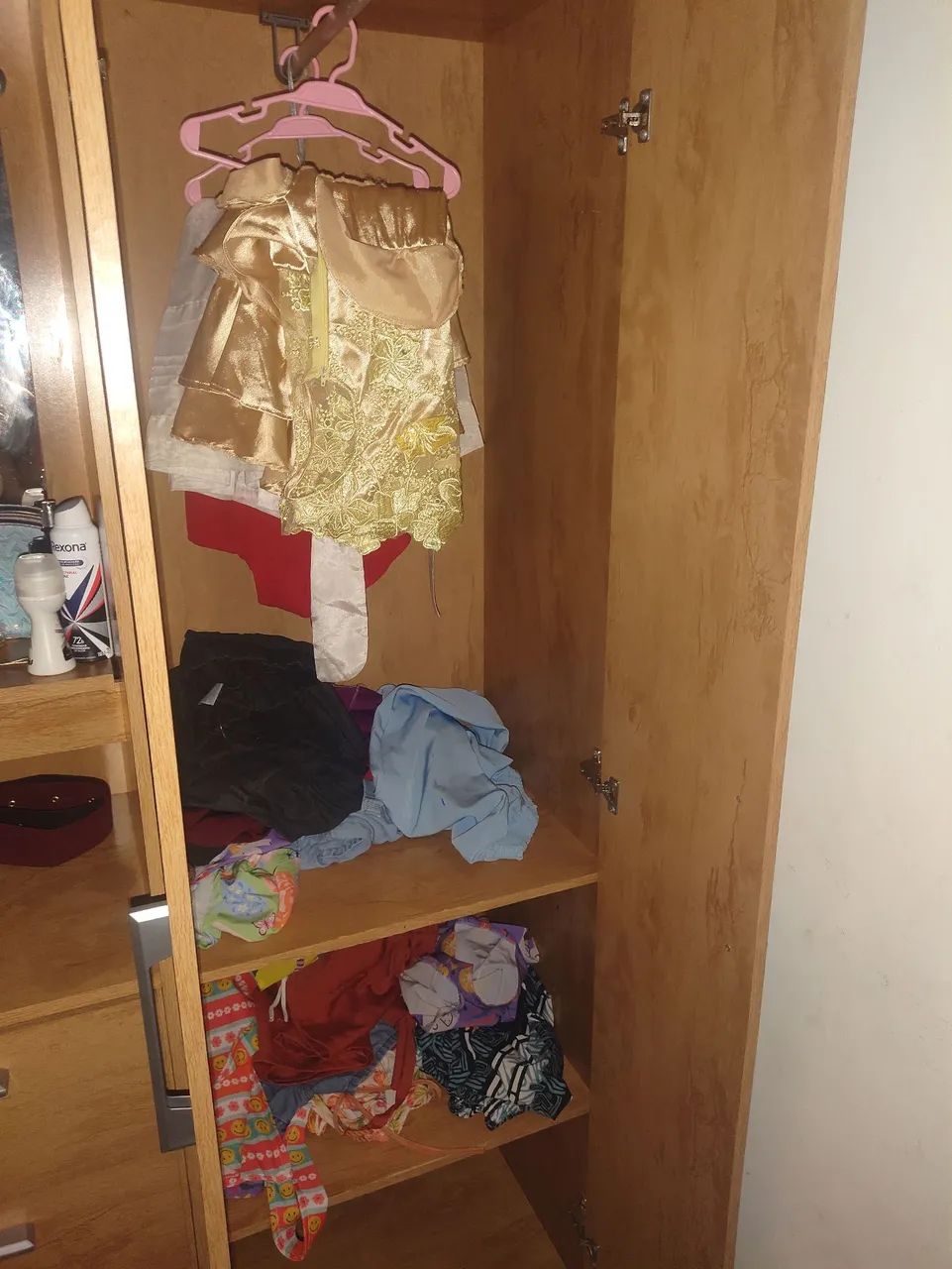 Wardrobe64962153124226122