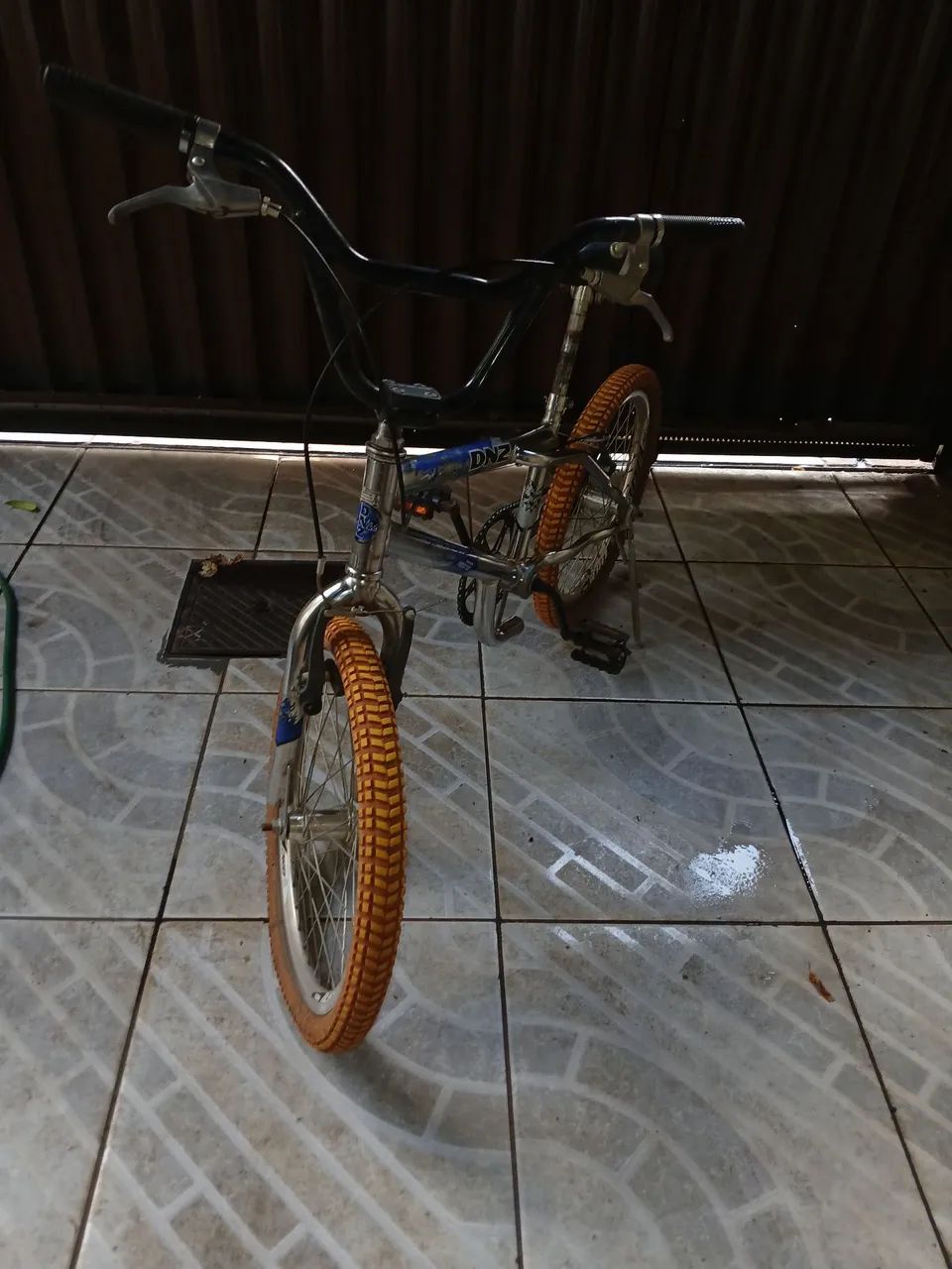 Bicicleta Dnz aro 20  - Foto 3