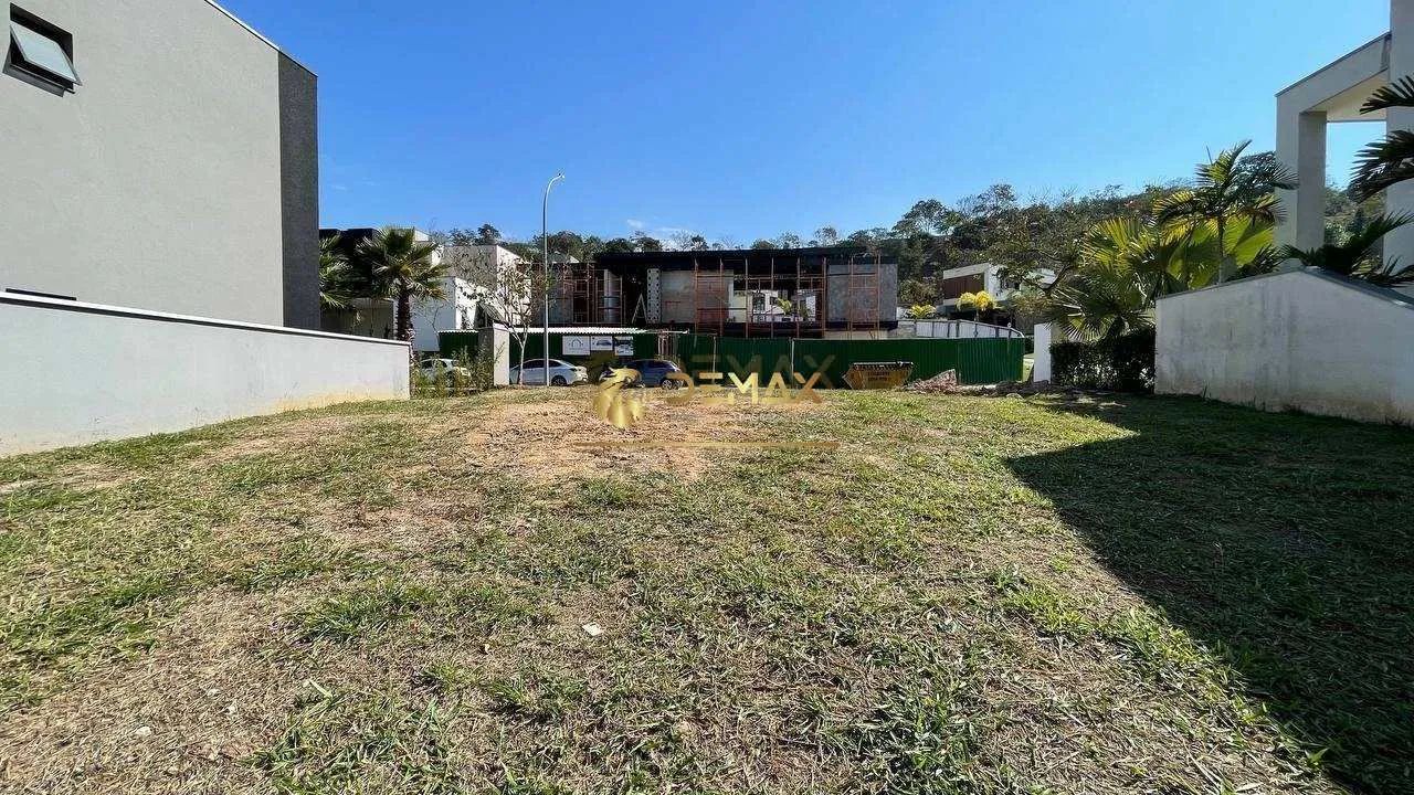 Terreno de Condomínio, Condomínio Residencial Alphaville I, São José dos Campos - R$ 1.09 