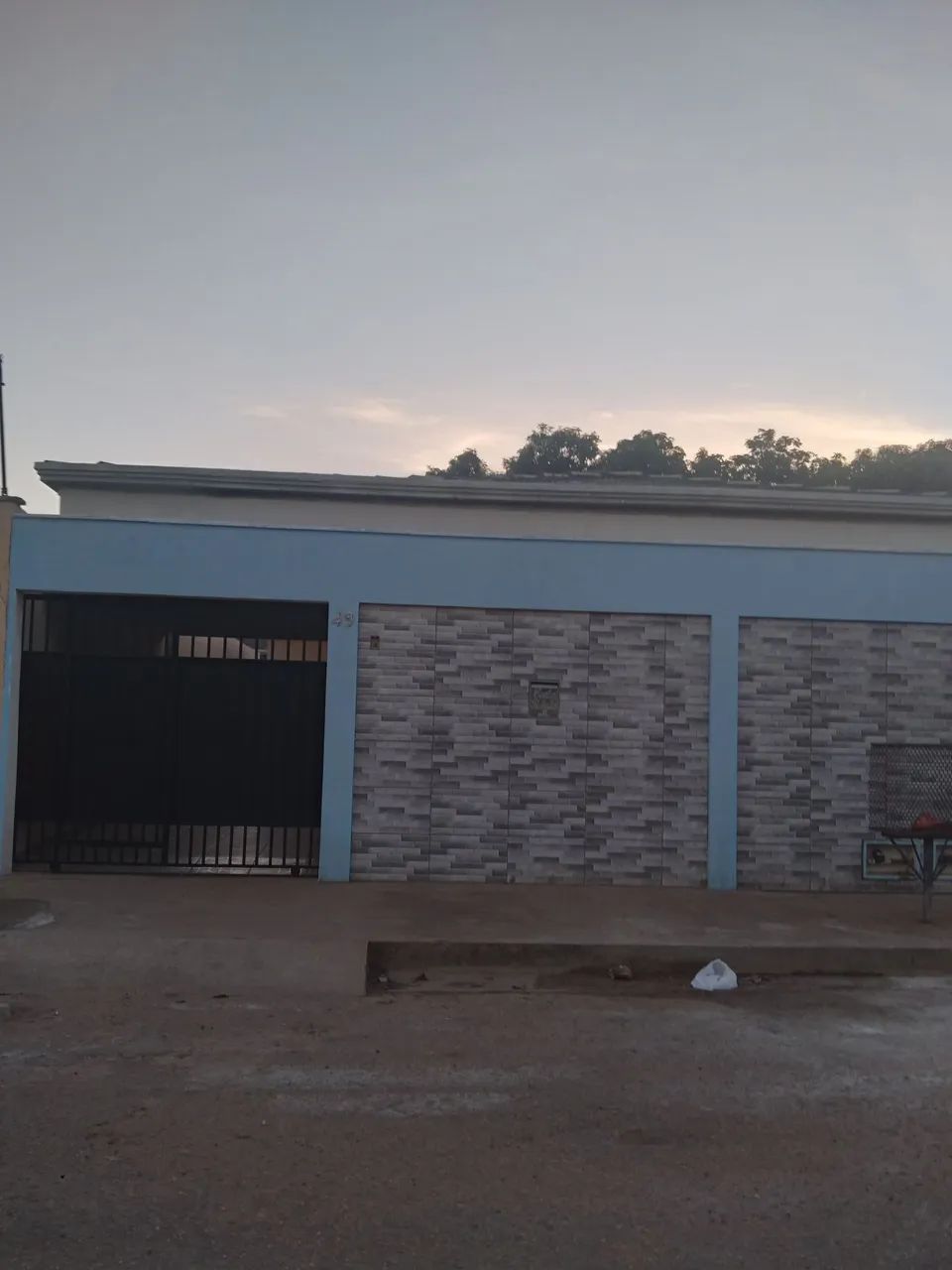 ALUGA SE CASA
