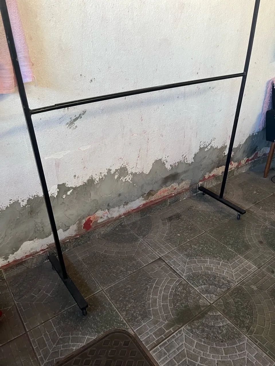 Arara de roupas  - Foto 2