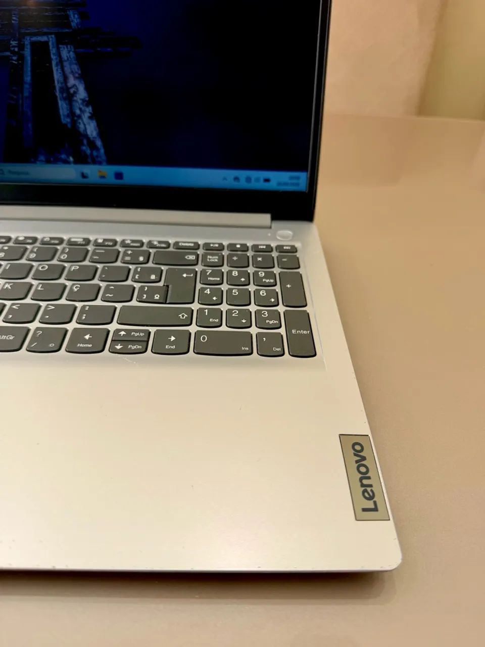 Notebook Lenovo i3 de 12 Ger 12 Gb RAM - Foto 3