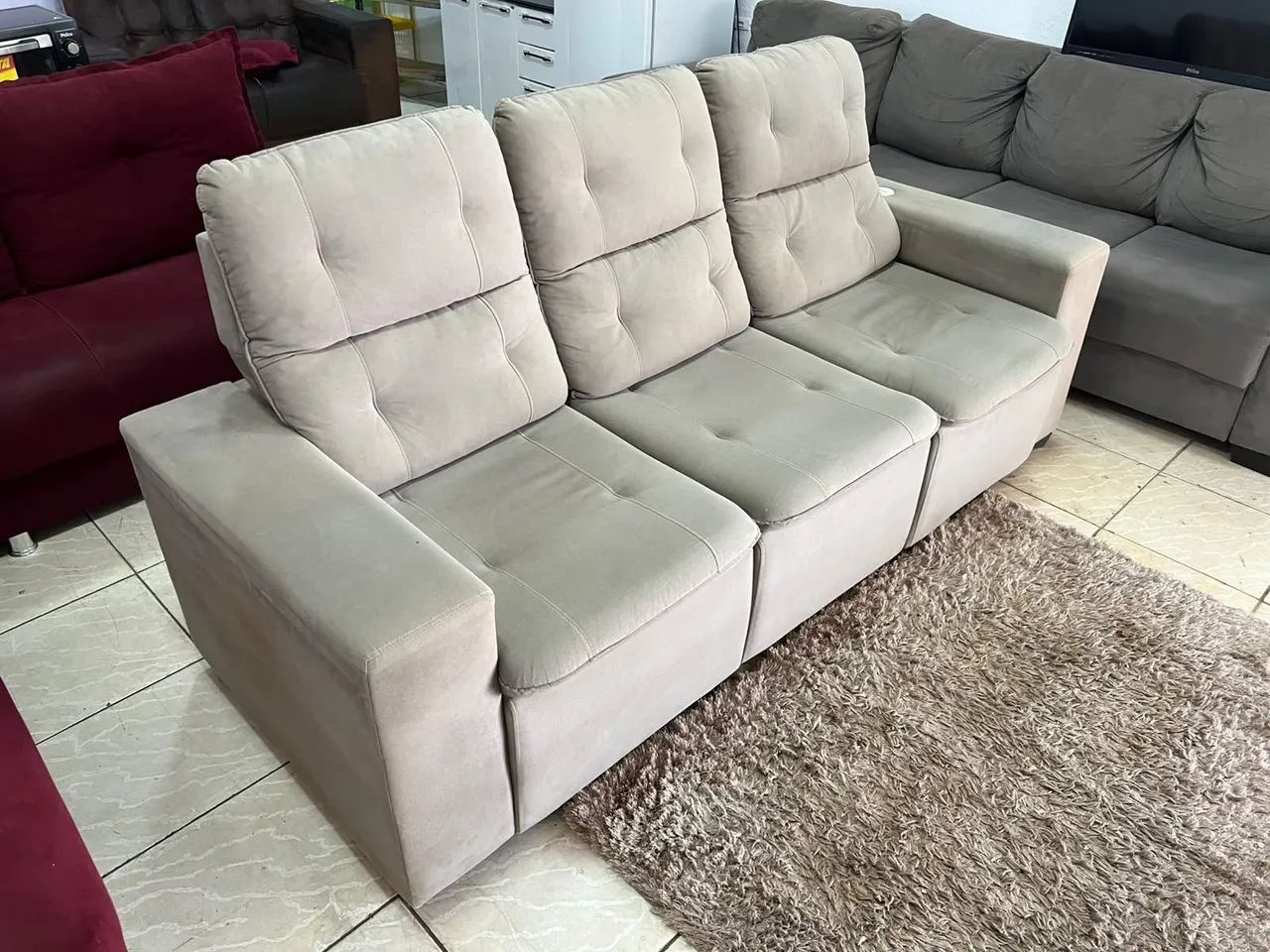 Sofá retrátil e reclinável molas ensacadas com 3 entradas USB ((ENTREGO GRATIS)) - Foto 2