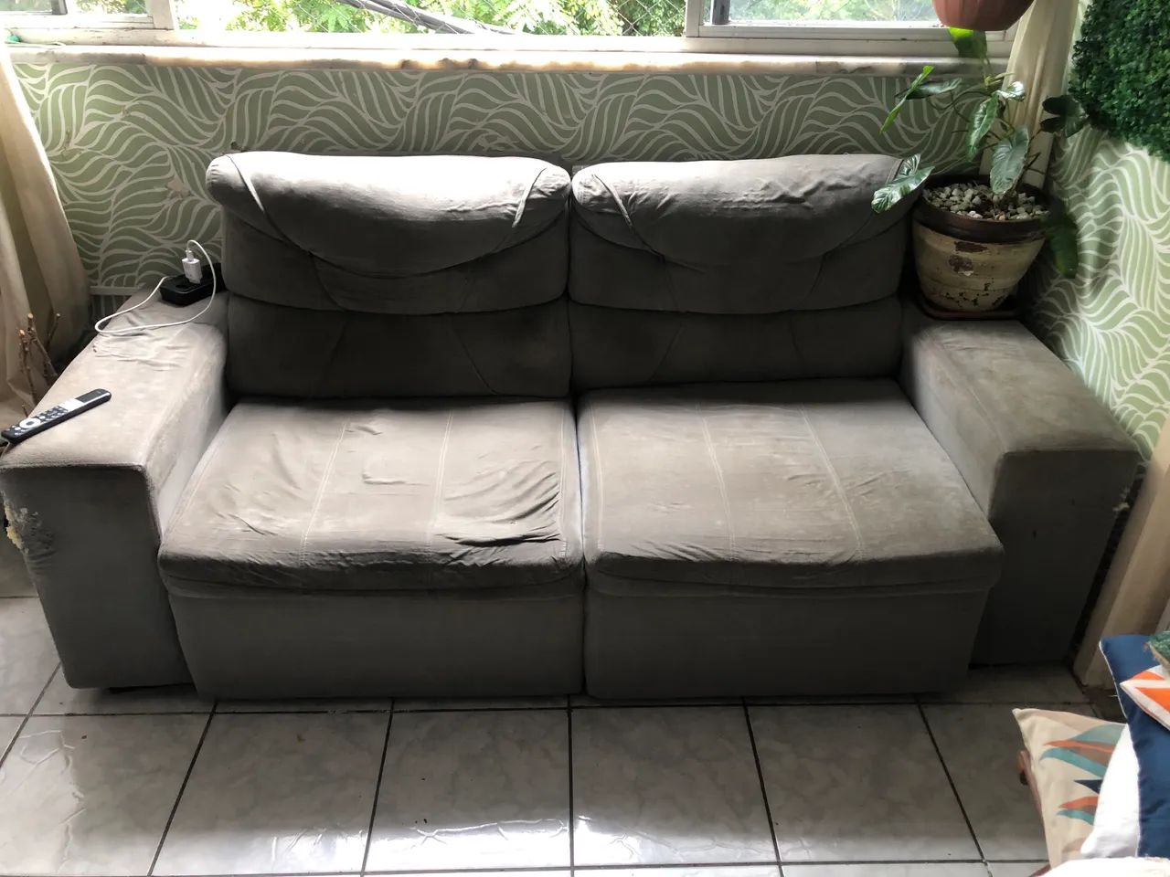 Sofá 3 lugares retrátil  - Foto 2