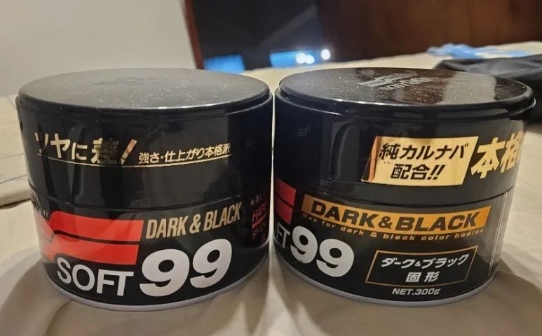 Soft99 Automotive Carnauba Wax Dark & Black for Dark-Colored Cars