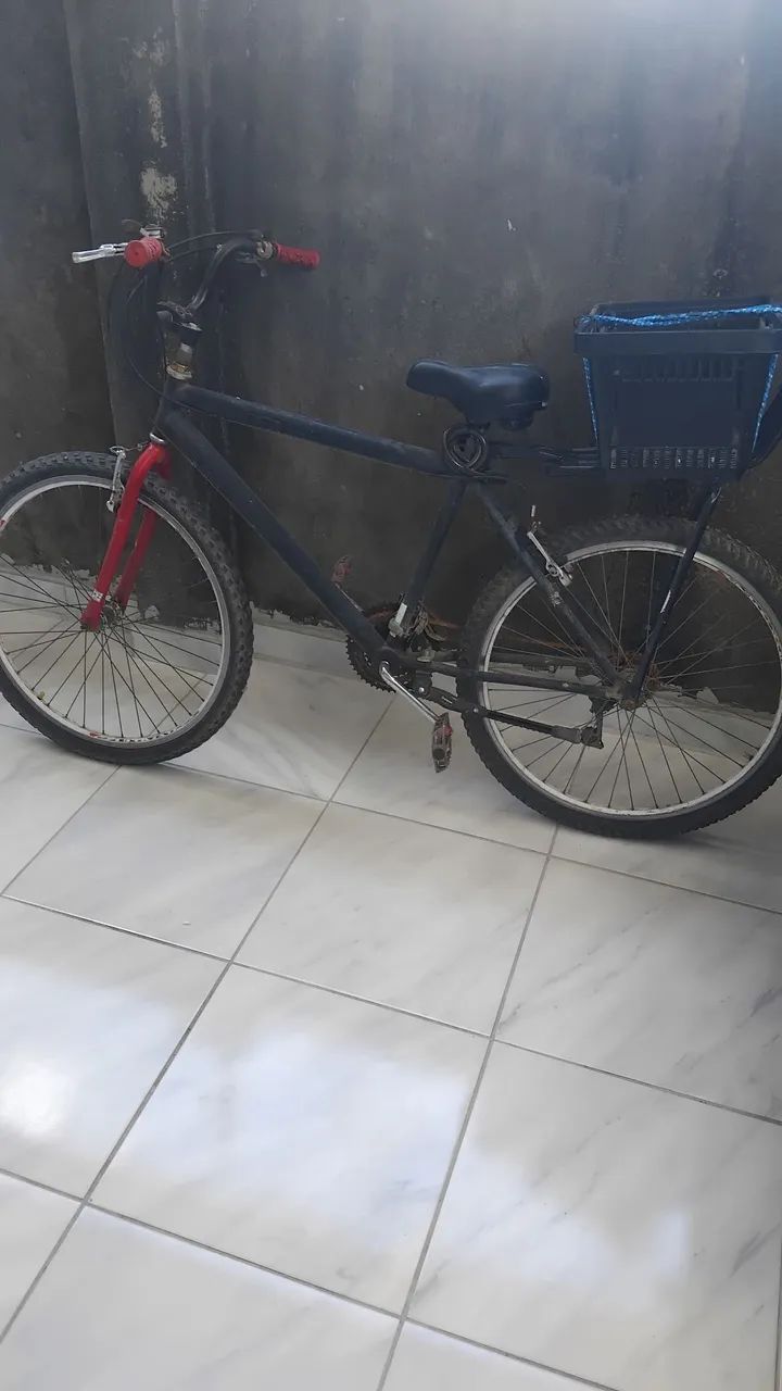 Bike aro 29 de marcha e bem conservada 