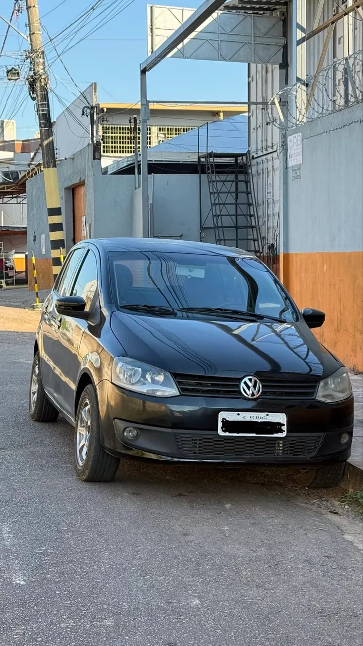 Volkswagen Fox 1.0 MI Total Flex 8V 5P 2011