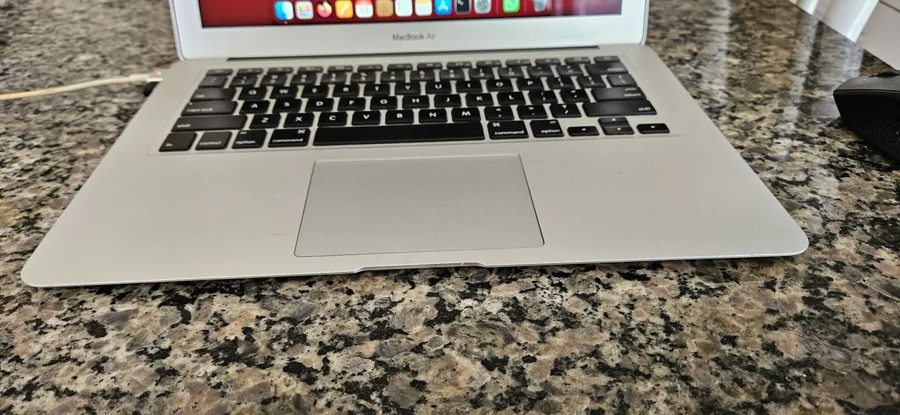 Macbook Air Core i7 8gb 2014 - Notebooks - Núcleo Habitacional