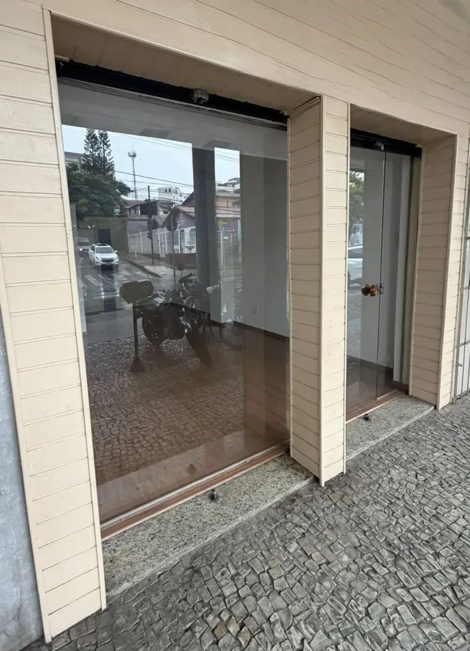 Ponto comercial/Loja/Box para aluguel com 48 metros quadrados - Foto 2