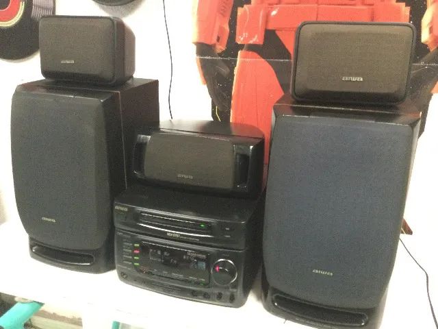 aparelho de som antigo aiwa com caixas