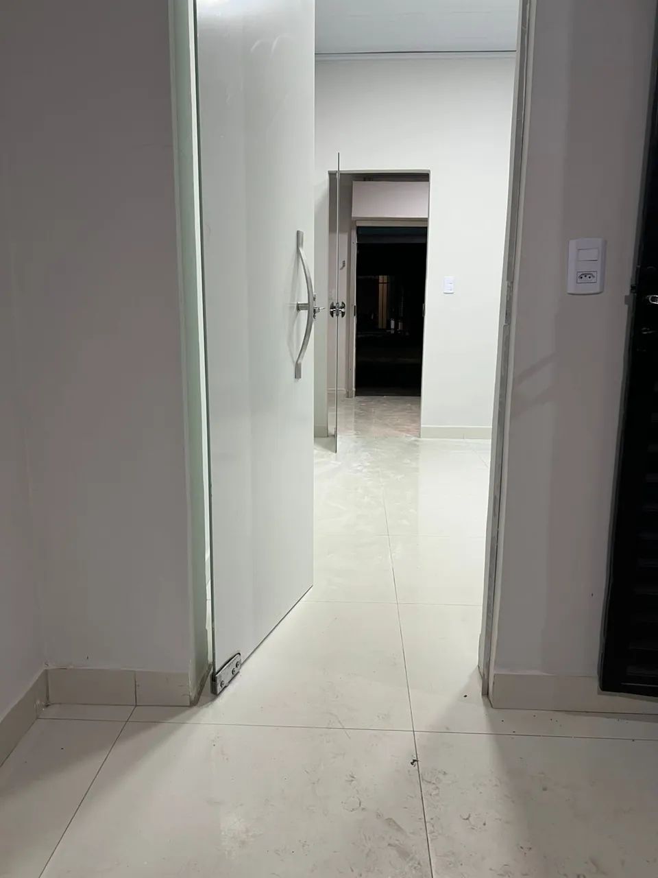 Aluga-se Sala Comercial - Conjunto Uirapuru - Em frente ao fórum  - Foto 3