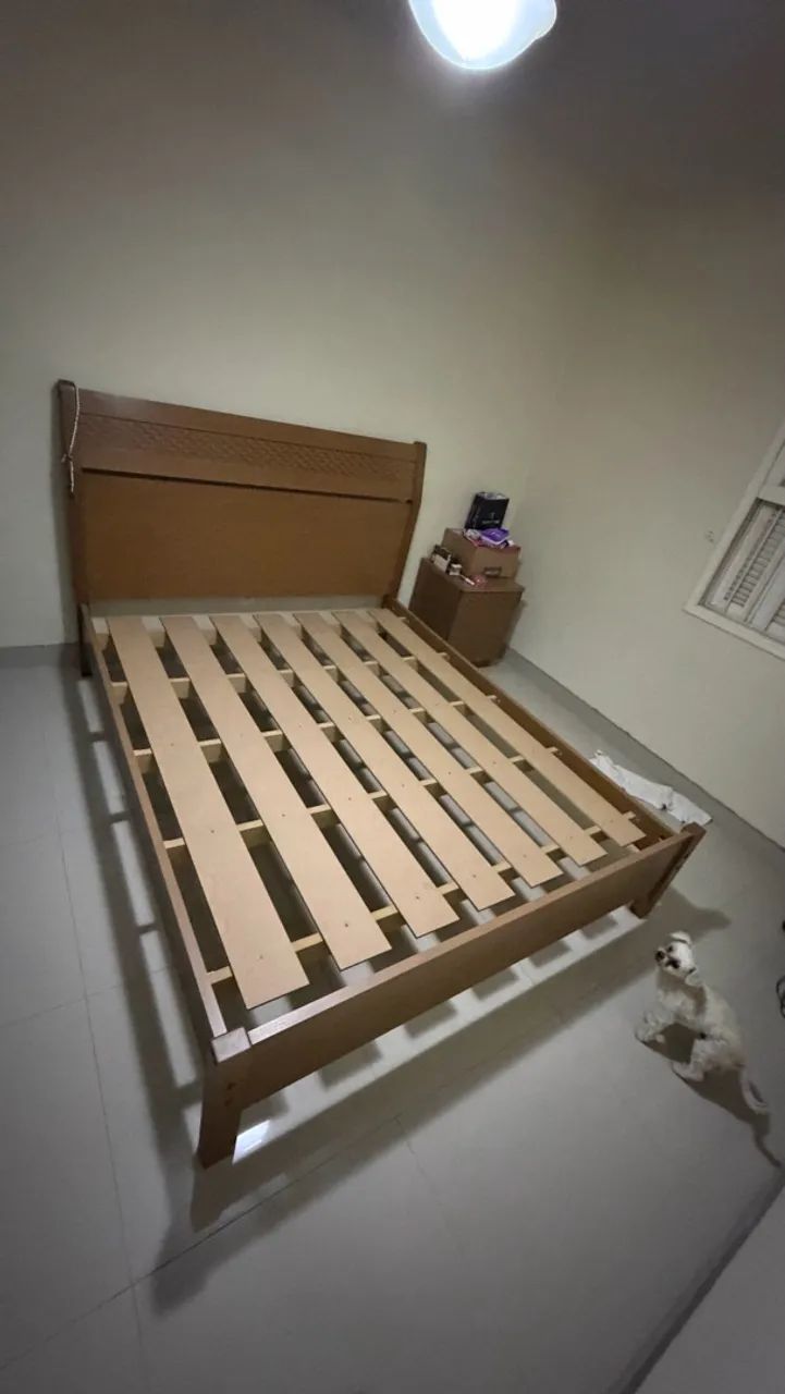Cama queen 