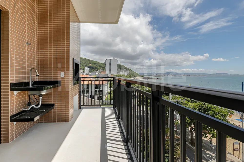 Apartamento frente mar no Edifício La Plage em Itajaí com 161,88m² - Foto 5