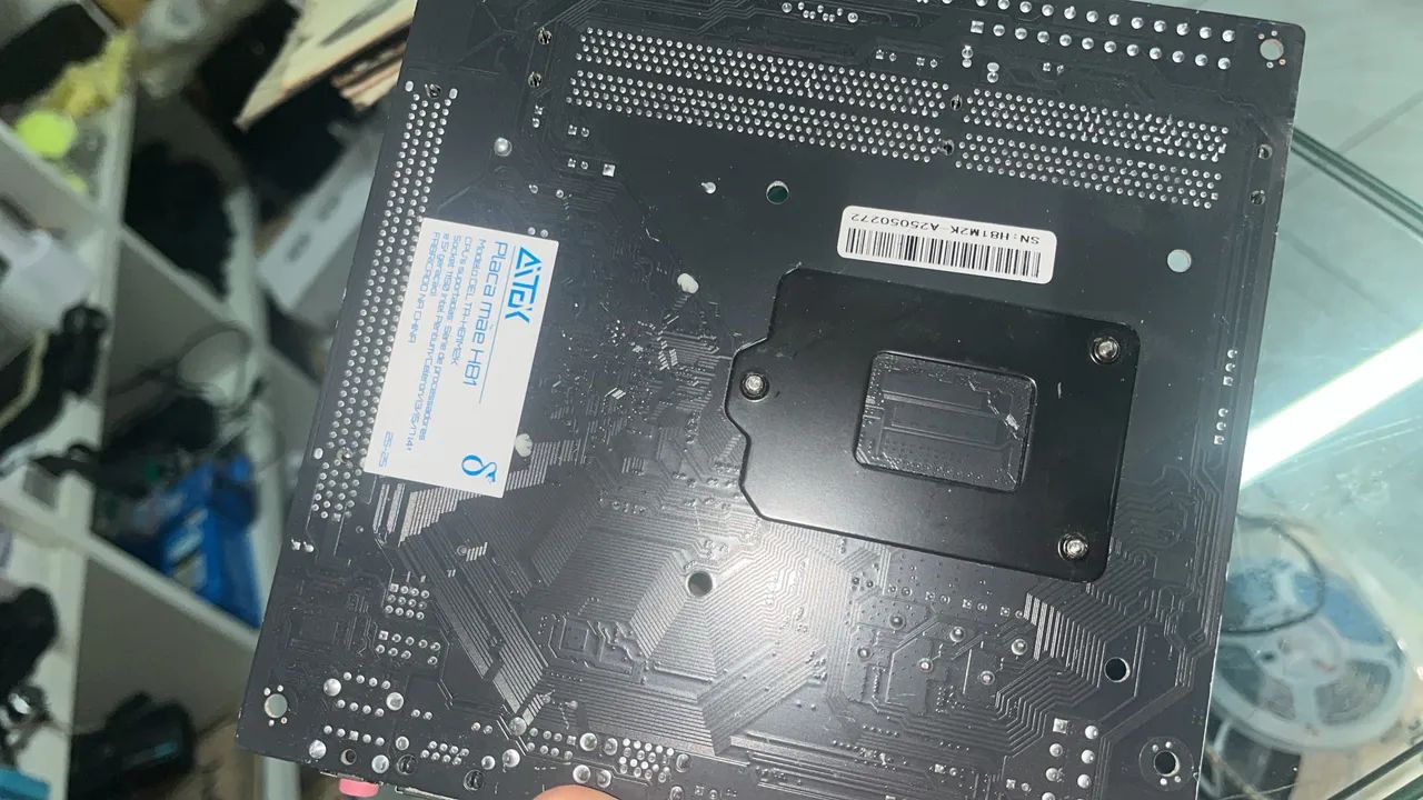 Duas placas mãe H81M2K  - Foto 2