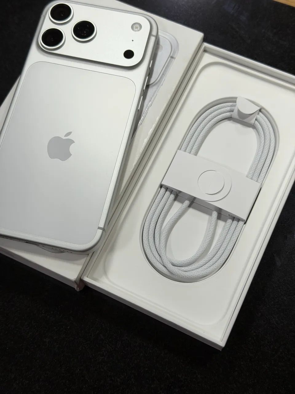 iPhone 17 pro Max 256gb UM MÊS DE USO! - Foto 5