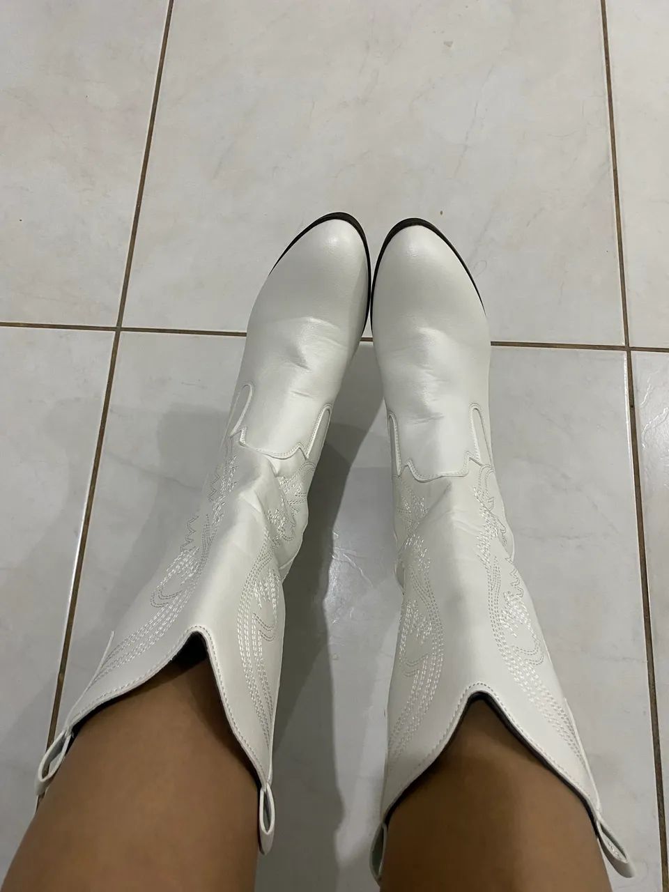 Vendo bota texana branca - - Foto 5