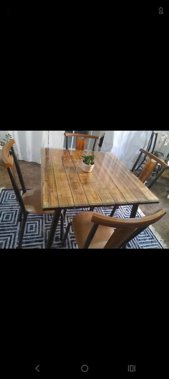Mesa de madeira maciça  - Foto 2