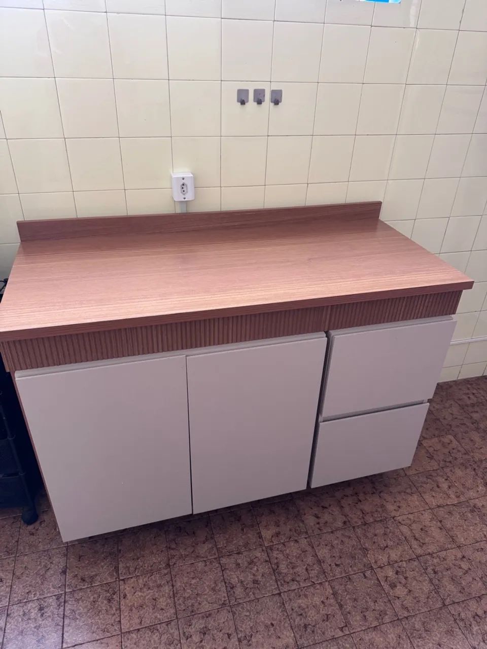 Vendo 2 Armários cozinha 