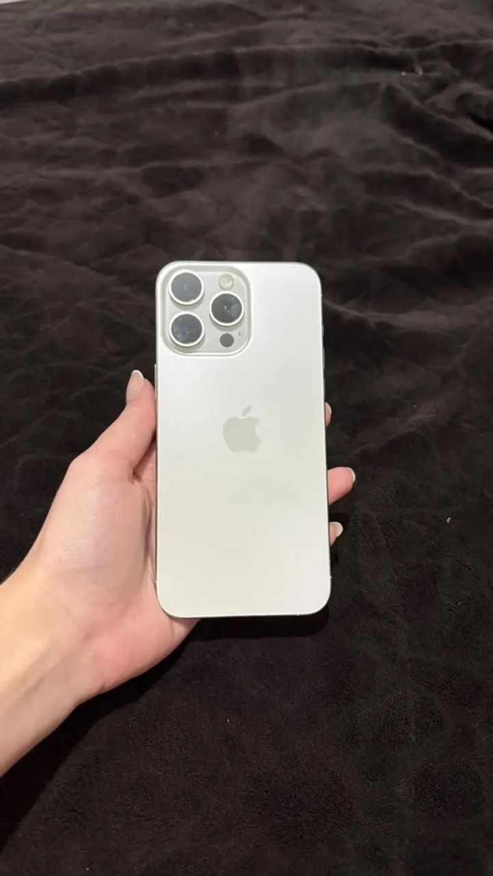 iPhone 15 Pro Max 256GB Branco - Perfeito Estado