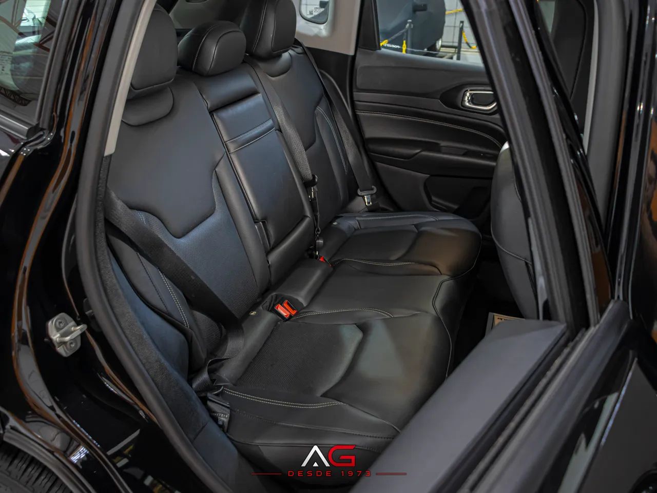 Jeep Compass LONG. T270 1.3 TB 4x2 Flex Aut., foto 13 de 20
