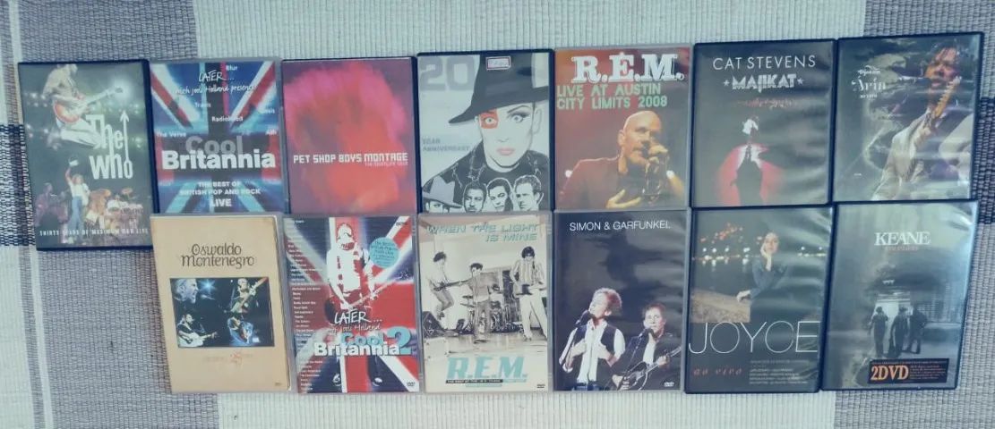 LOTE DE DVDS MUSICAIS