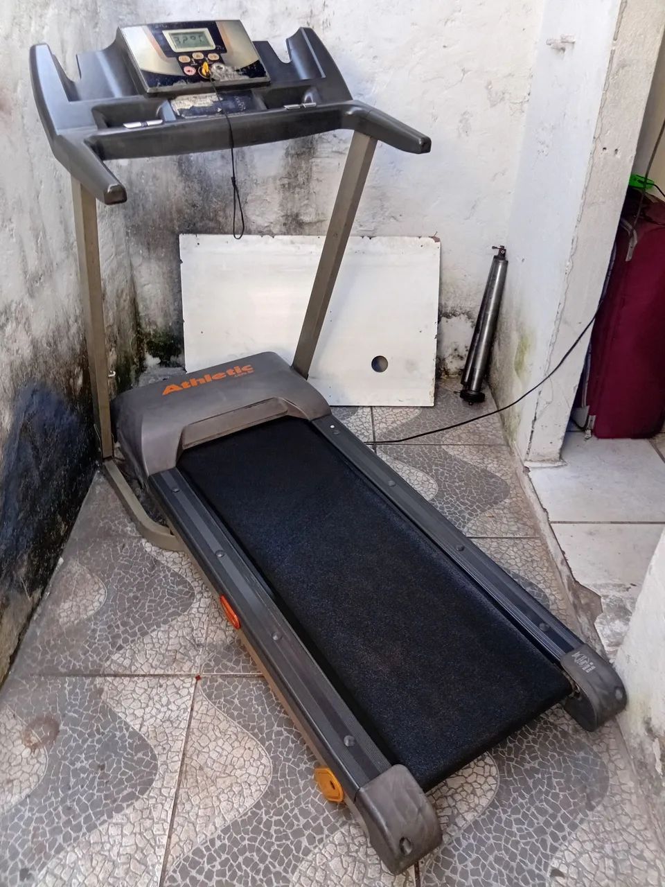 Esteira athletic modelo advanced 420ee  - Foto 5