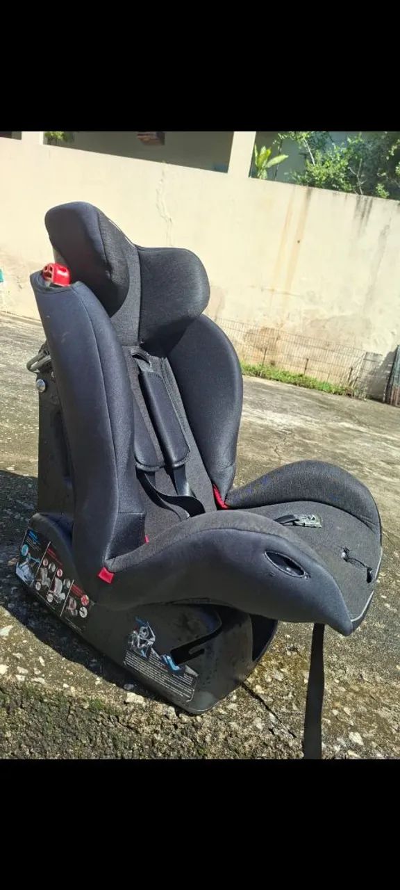 Cadeira de carro para bebê e criança 