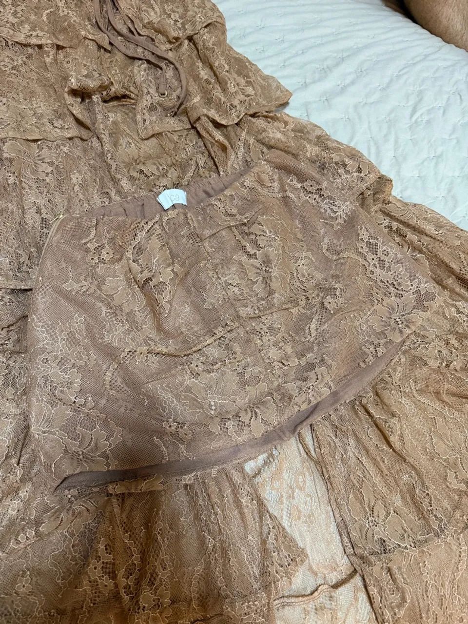 Vestido com saia de marca renda  - Foto 4